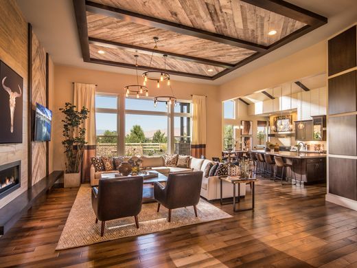 Pine Bluff At Caughlin Ranch